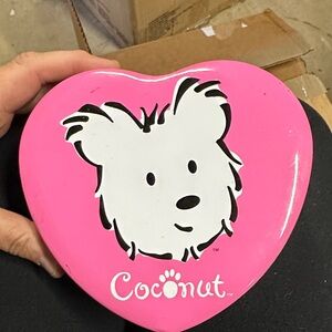 American girl Coconut Heart-Shaped Pink Tin cookie cutters with recipe cards